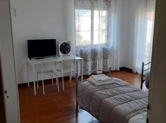 Easyroom Piovene Rocchette Guest house 3*